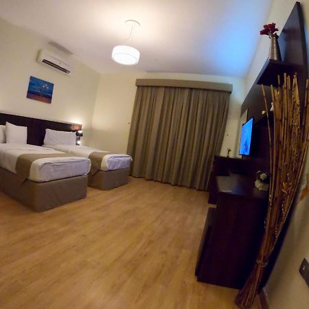 Weekend Hotel & Apartments Mascate Exterior foto
