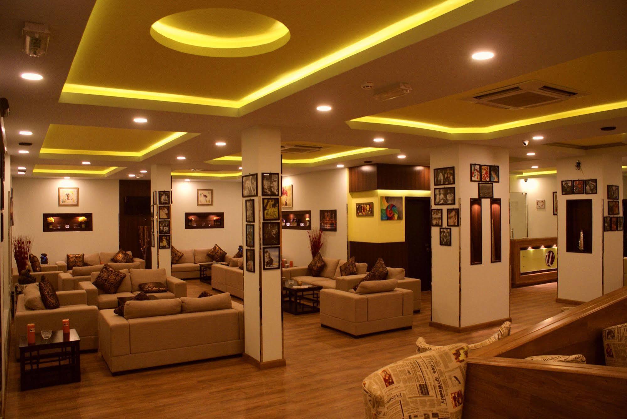 Weekend Hotel & Apartments Mascate Exterior foto