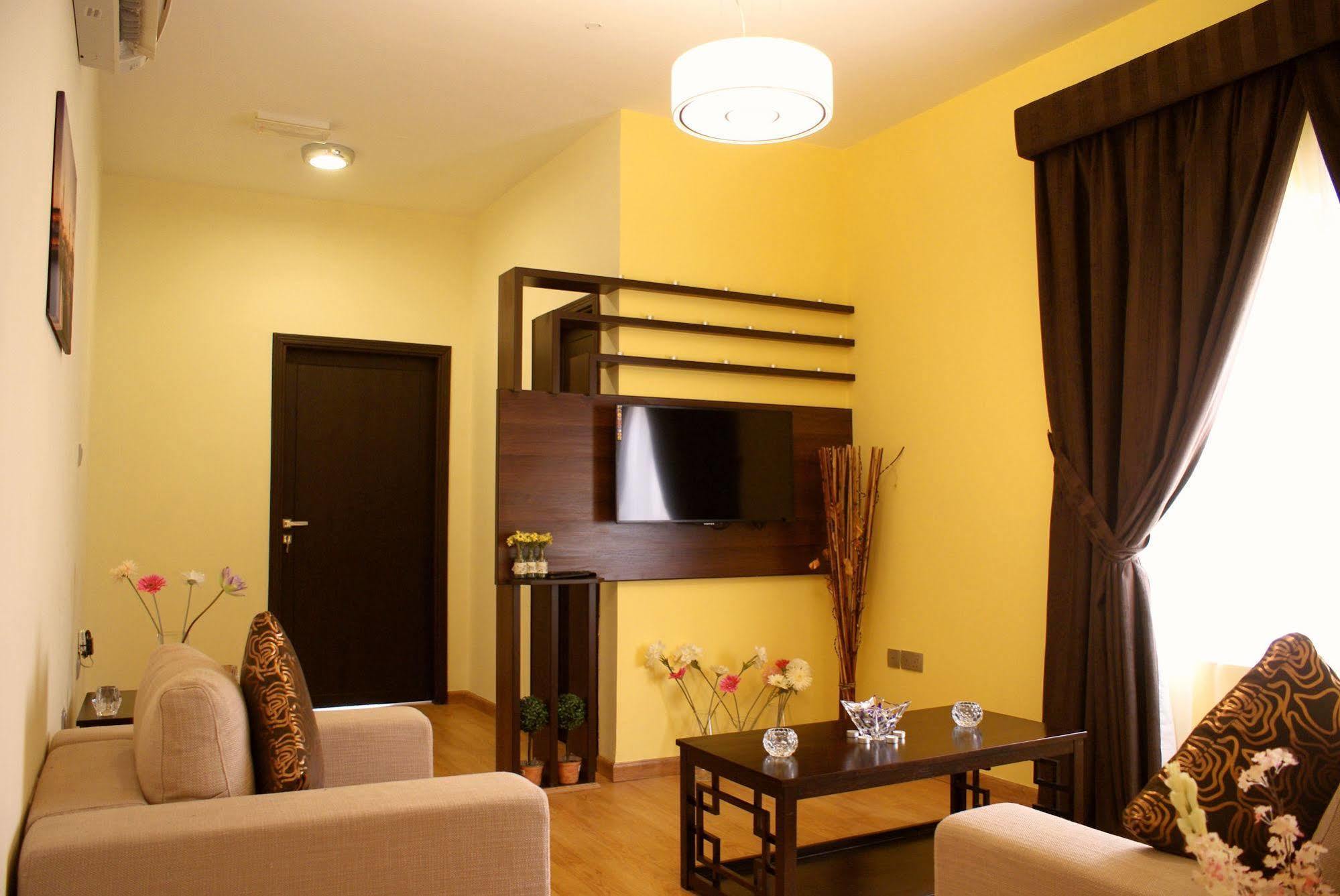 Weekend Hotel & Apartments Mascate Exterior foto