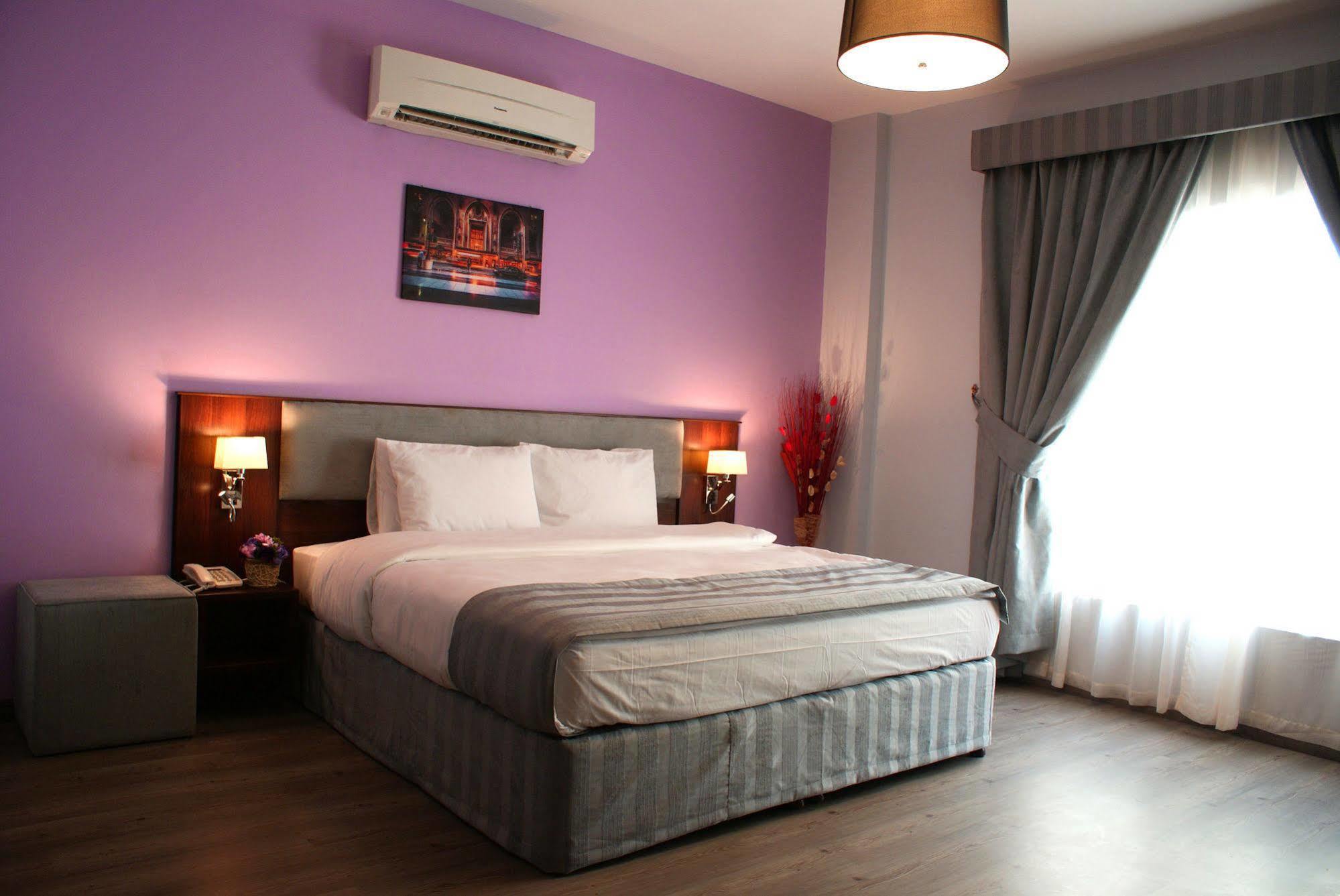 Weekend Hotel & Apartments Mascate Exterior foto